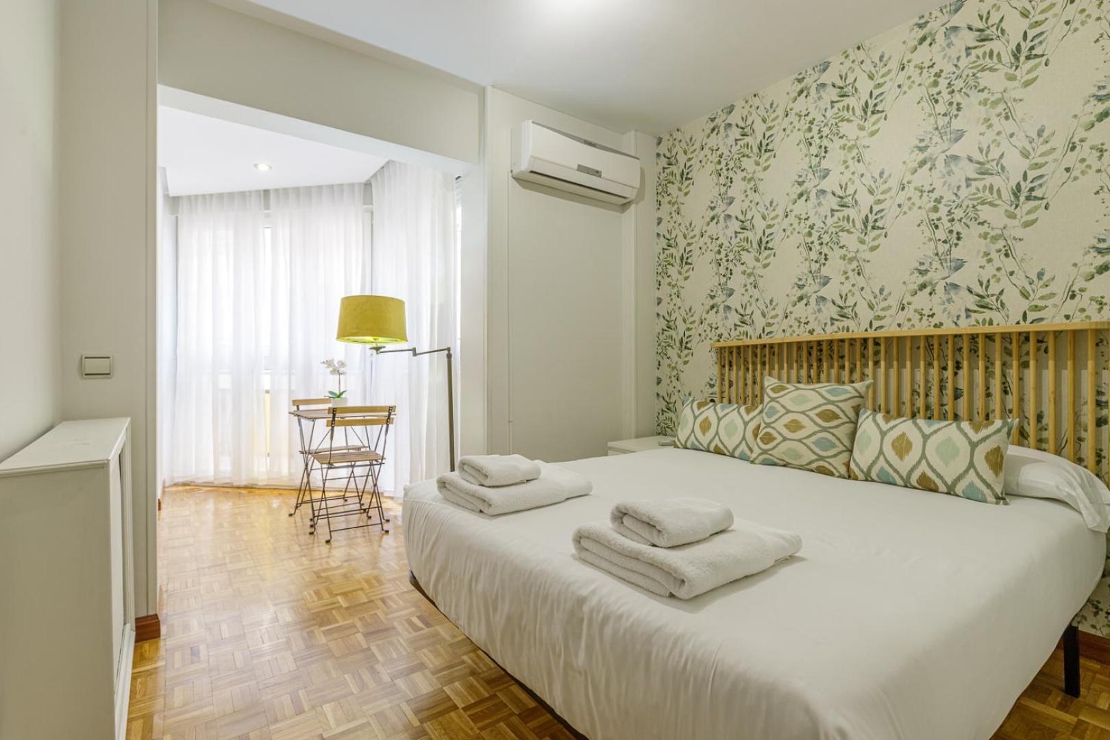 Beach Malagueta By Caleta Homes Malaga Exterior photo